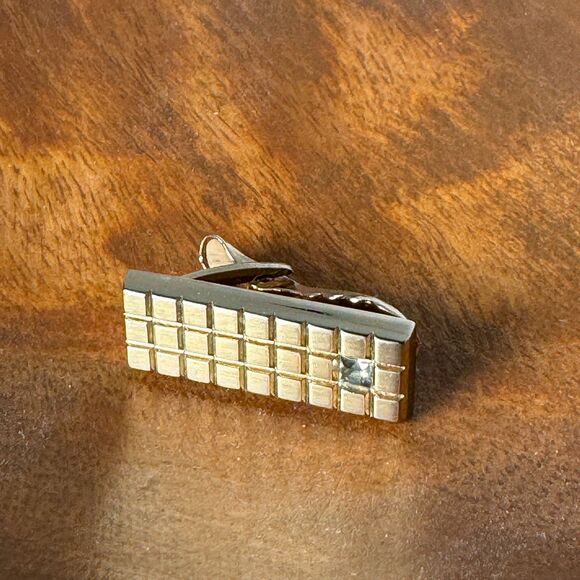 Vintage Gold Tone Cufflinks Tie Clip Set 1970s Glass Stone Wedding Formal Suit - Picture 7 of 12